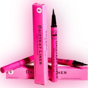 Waterproof Black Eyeliner